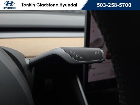 Used 2020 Tesla Model 3 Performance image 12