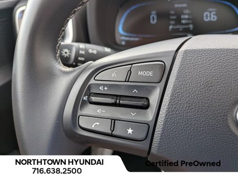 Certified 2026 Hyundai Venue SEL FWD image 25