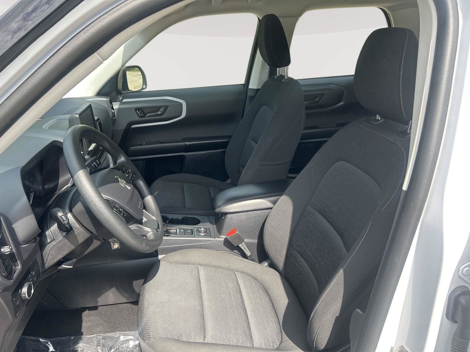 Used 2023 Ford Bronco Sport AWD/4WD image 4
