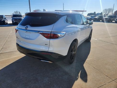 Used 2023 Buick Enclave Essence w/ Experience Buick Package image 3