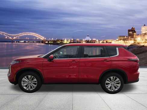 New 2026 Mitsubishi Outlander ES image 2