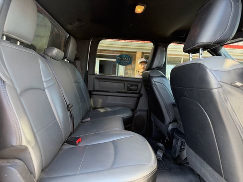 Used 2023 RAM 3500 Tradesman image 20