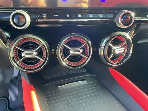 New 2025 Chevrolet Blazer EV RS image 17