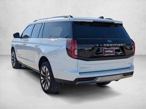 New 2025 Ford Expedition Max Platinum w/ Driver's Package image 9