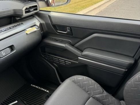 New 2026 Toyota Tacoma SR5 image 30