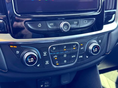 Used 2021 Chevrolet Traverse Premier w/ Redline Edition image 29