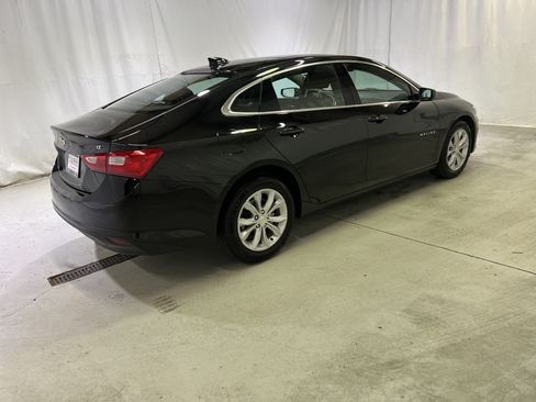 Used 2024 Chevrolet Malibu LT FWD image 11