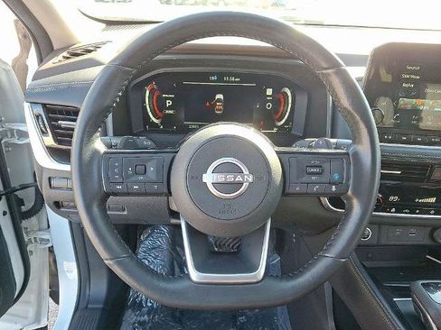 Certified 2023 Nissan Rogue Platinum image 21