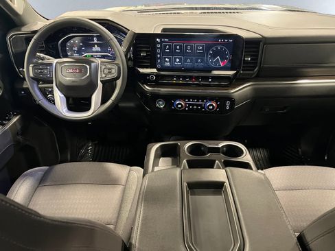 Used 2024 GMC Sierra 1500 Elevation AWD/4WD image 10
