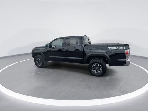 Used 2022 Toyota Tacoma TRD Off-Road AWD/4WD image 6