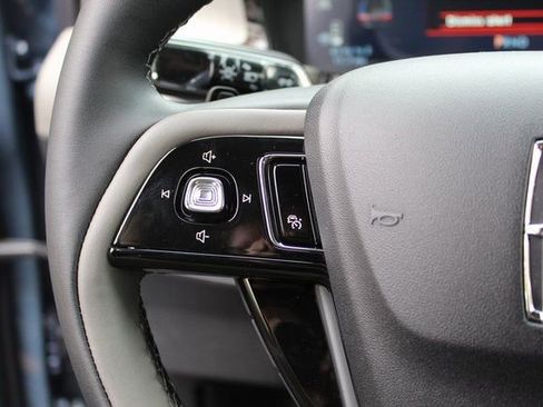 New 2026 Lincoln Corsair Premiere AWD/4WD image 16