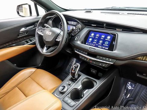 Used 2022 Cadillac XT4 Premium Luxury w/ Enhanced Visibility Package image 26