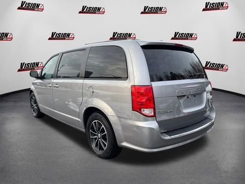 Used 2018 Dodge Grand Caravan GT image 7