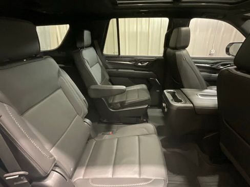 Used 2024 GMC Yukon Denali image 14