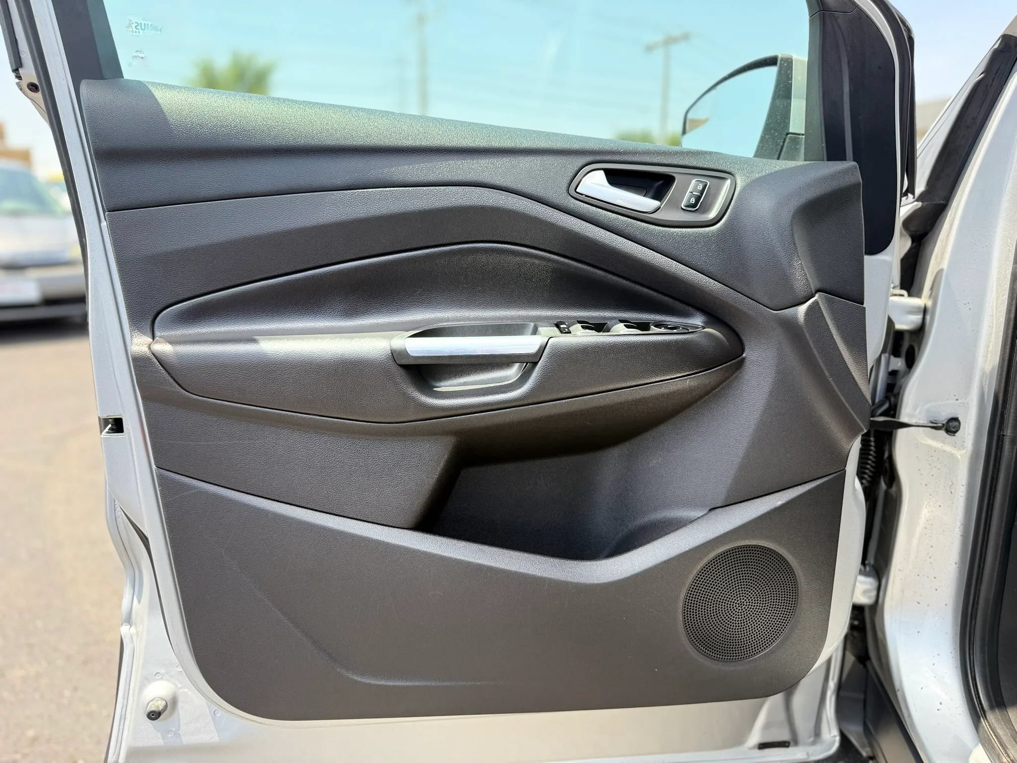 Used 2014 Ford Escape SE FWD image 33