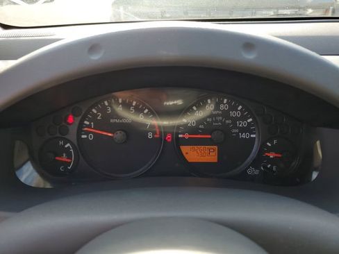 Used 2021 Nissan Frontier SV w/ Midnight Edition Floor Mats image 31