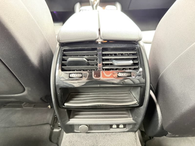 Used 2021 BMW 530i xDrive w/ Premium Package AWD/4WD image 19
