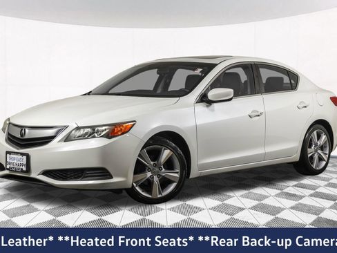 Used 2015 Acura ILX FWD image 2