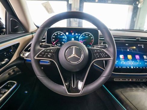 New 2026 Mercedes-Benz E 350 4MATIC Sedan image 15