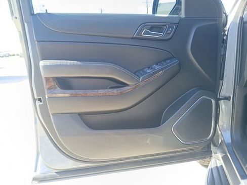 Used 2019 Chevrolet Tahoe LS image 19