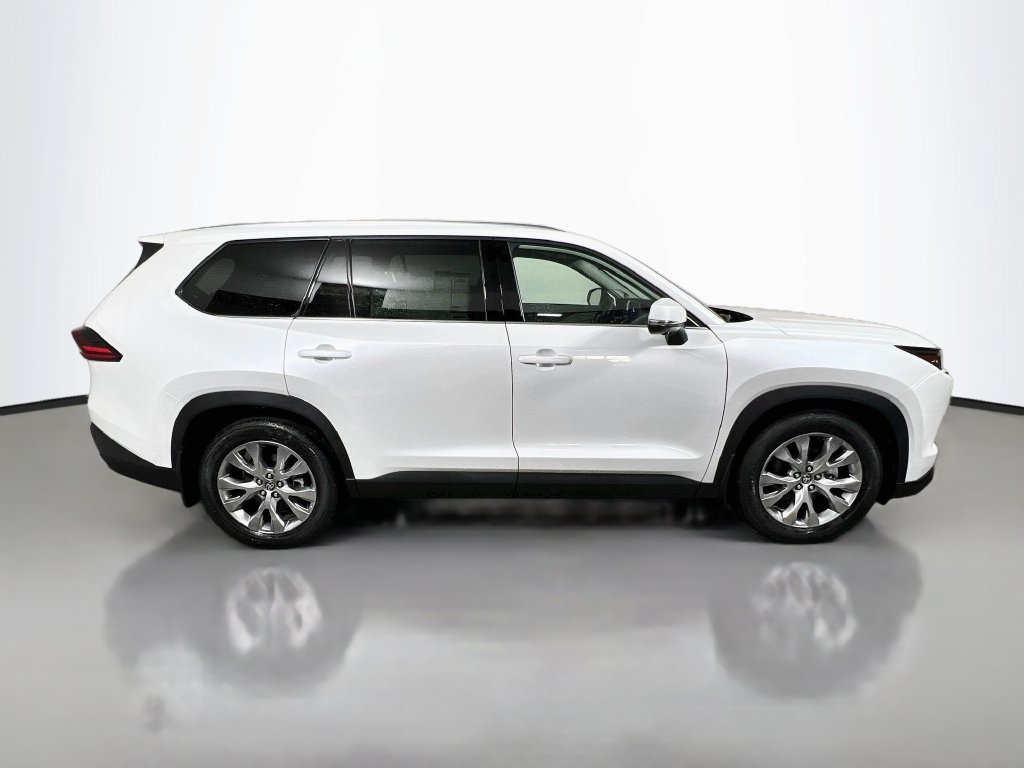 New 2026 Toyota Grand Highlander AWD Hybrid image 2