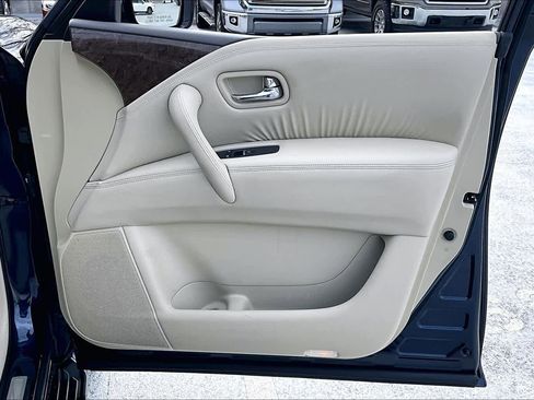 Used 2017 INFINITI QX80 4WD image 22