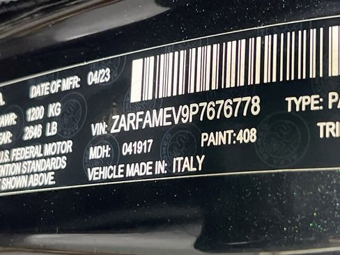 Used 2023 Alfa Romeo Giulia Quadrifoglio RWD image 31