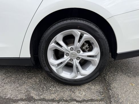 Used 2023 Honda Accord LX image 7