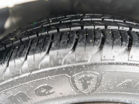 Used 2010 Kia Forte EX image 23