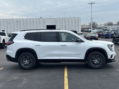 New 2026 GMC Acadia Elevation AWD/4WD image 11