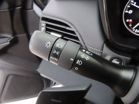 Used 2024 Subaru Outback Premium image 22