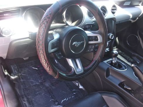 Used 2015 Ford Mustang GT Premium w/ Equipment Group 401A RWD image 22