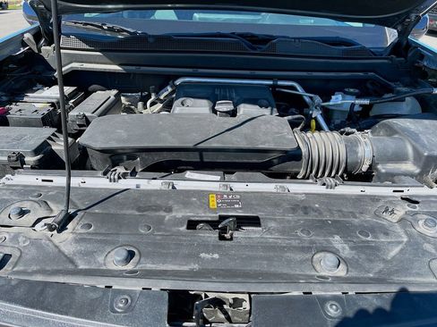 Used 2024 Chevrolet Colorado Z71 w/ Z71 Convenience Package 2 image 27