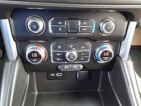 Certified 2023 GMC Yukon SLE AWD/4WD image 27