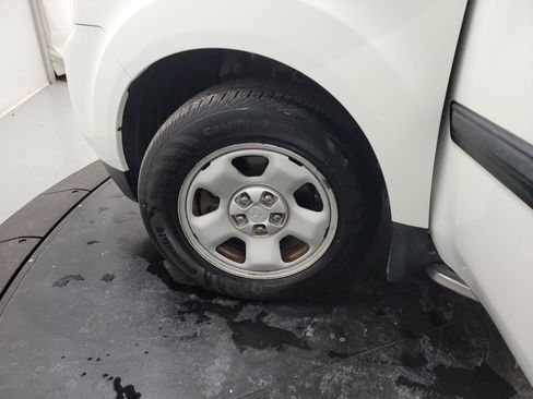 Used 2014 Honda Pilot LX image 29