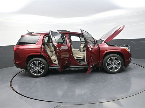 Used 2017 GMC Acadia Denali w/ Technology Package image 42