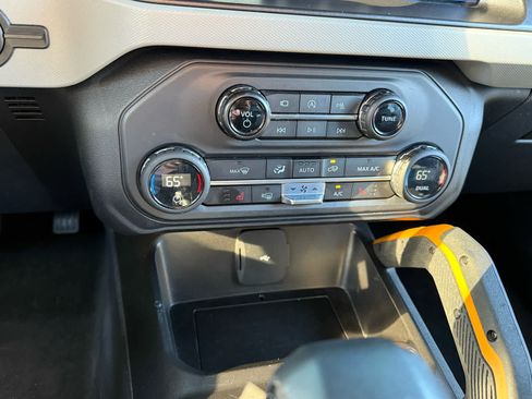 Used 2023 Ford Bronco Badlands w/ Sasquatch Package image 20