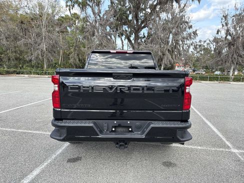 Used 2026 Chevrolet Silverado 1500 Custom w/ Turbomax Blackout Package image 4