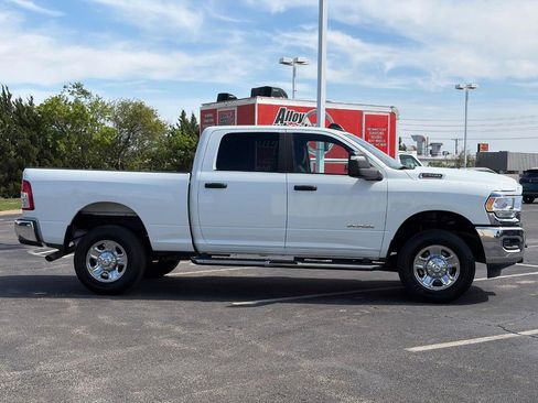 Used 2024 RAM 2500 Big Horn w/ Bed Utility Group AWD/4WD image 4