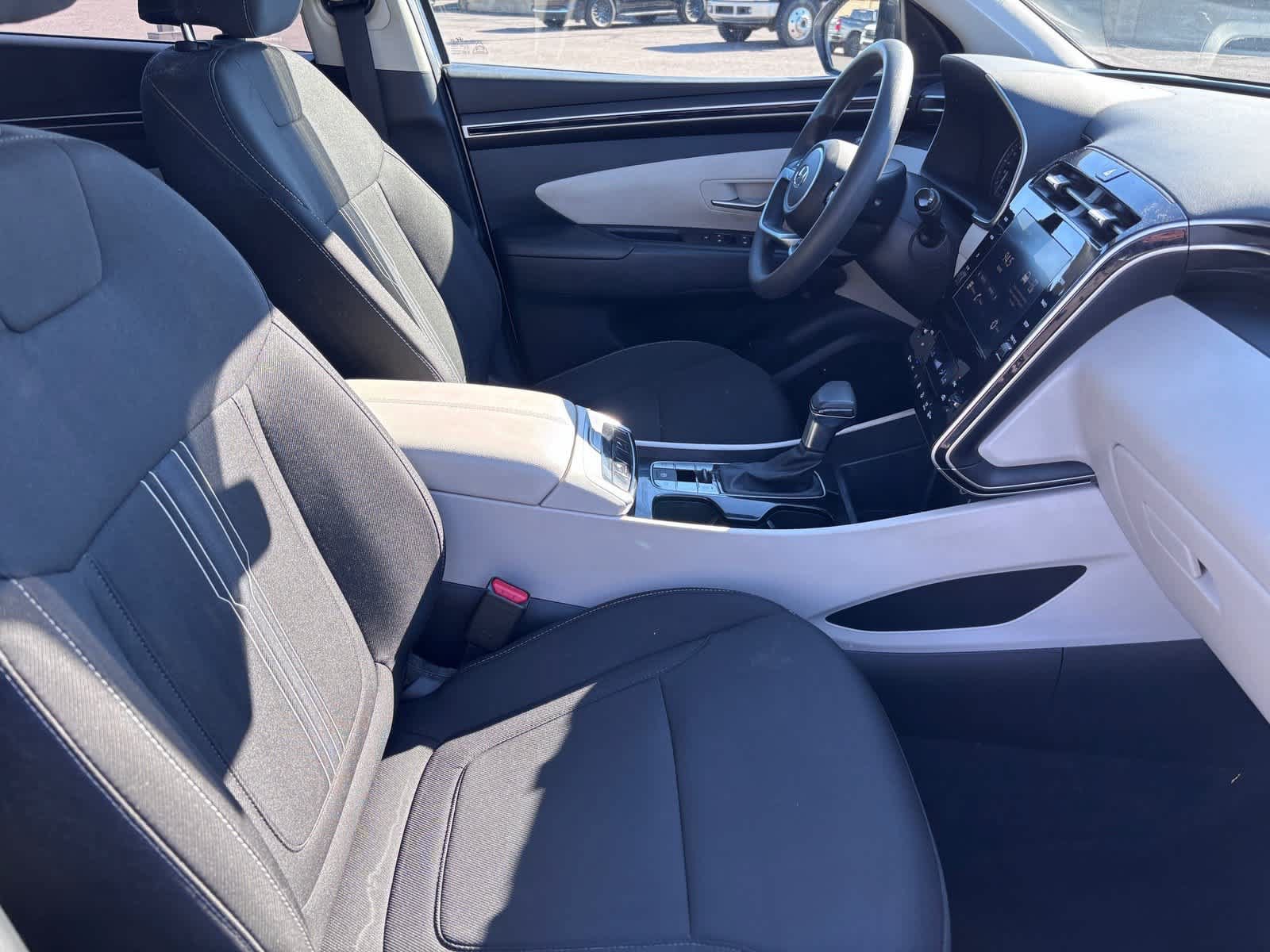 Used 2024 Hyundai Tucson SEL FWD image 9