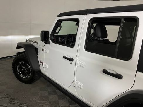 Used 2024 Jeep Wrangler Unlimited Rubicon w/ Technology Group AWD/4WD image 45