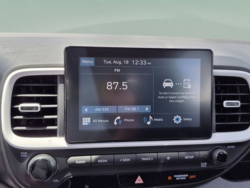 New 2026 Hyundai Venue SEL FWD image 23