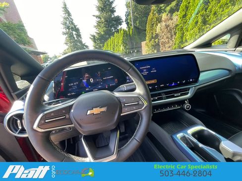 Used 2024 Chevrolet Equinox EV LT w/ LPO, Blackout Package FWD image 36