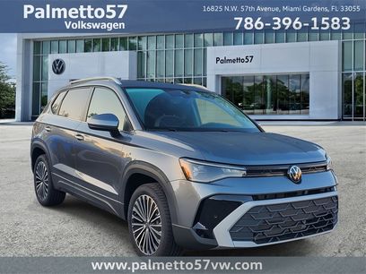 New 2025 Volkswagen Taos SE