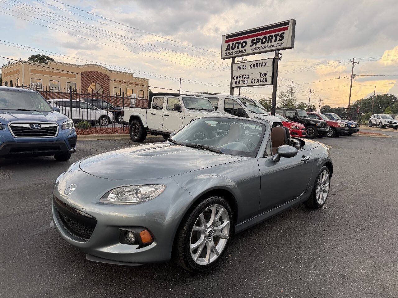 Used 2013 MAZDA MX-5 Miata Grand Touring RWD image 11
