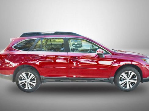 Used 2018 Subaru Outback 2.5i Limited image 8