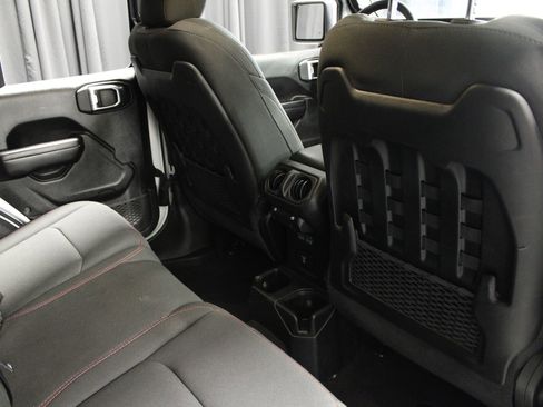 Used 2021 Jeep Wrangler Unlimited Rubicon AWD/4WD image 44