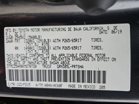 Certified 2025 Toyota Sienna LE image 26