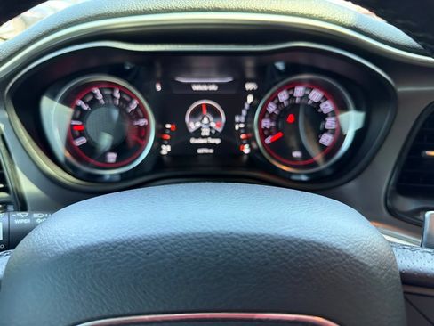 Used 2022 Dodge Challenger GT AWD/4WD image 29