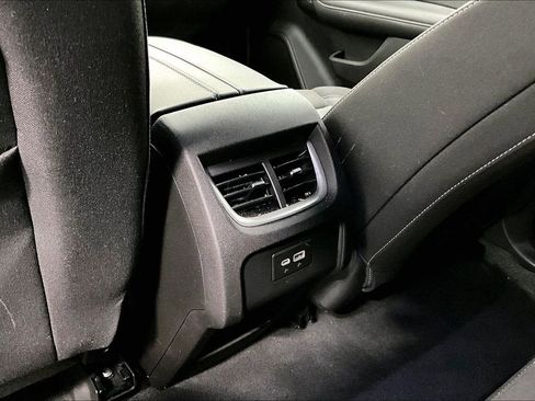 Used 2024 Chevrolet Blazer LT w/ Convenience Package FWD image 29